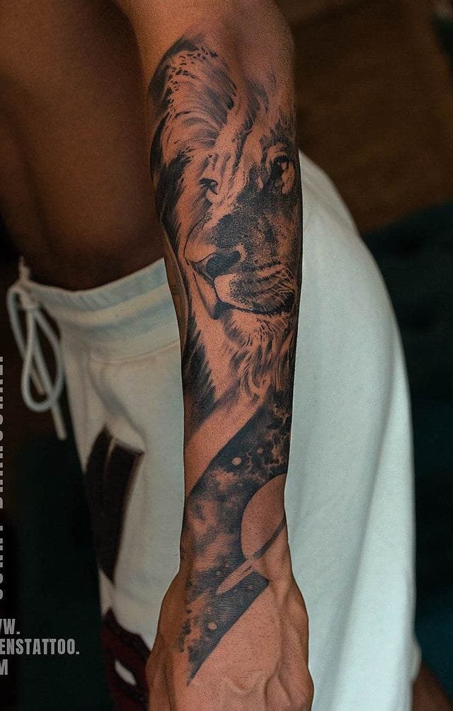 Hardik Pandya tiger tattoo